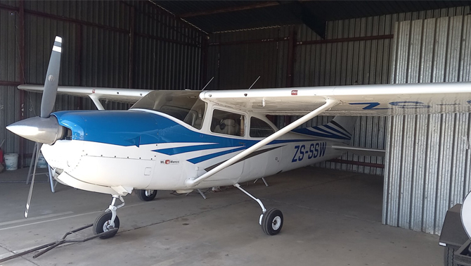 CESSNA-182RG-for-sale-Africa-CESSNA-182RG-aircraft-for-sale-CESSNA-182RG-used-plane-for-sale-Light-aircraft-for-sale-Africa-CESSNA-182RG-Nairobi-Kenya-Buy-CESSNA-182RG-Africa
